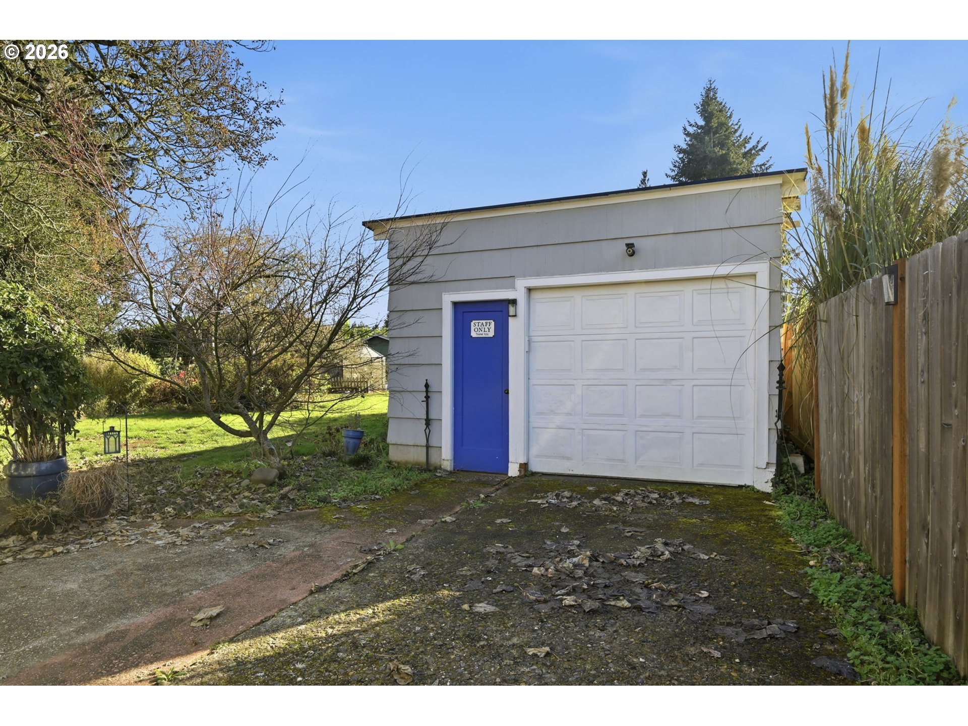 200 Irving Road Eugene, OR 97404 - Photo 37 of 48 Garage