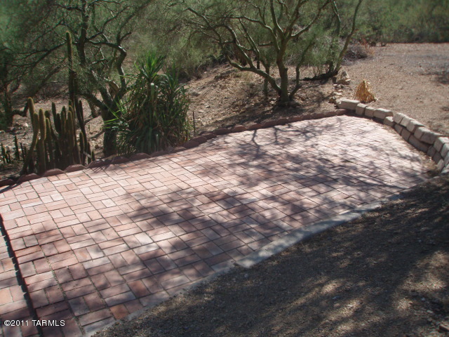4190 West Milton Road Tucson, AZ 85746 - Photo 2 of 14 Gallery Image 2