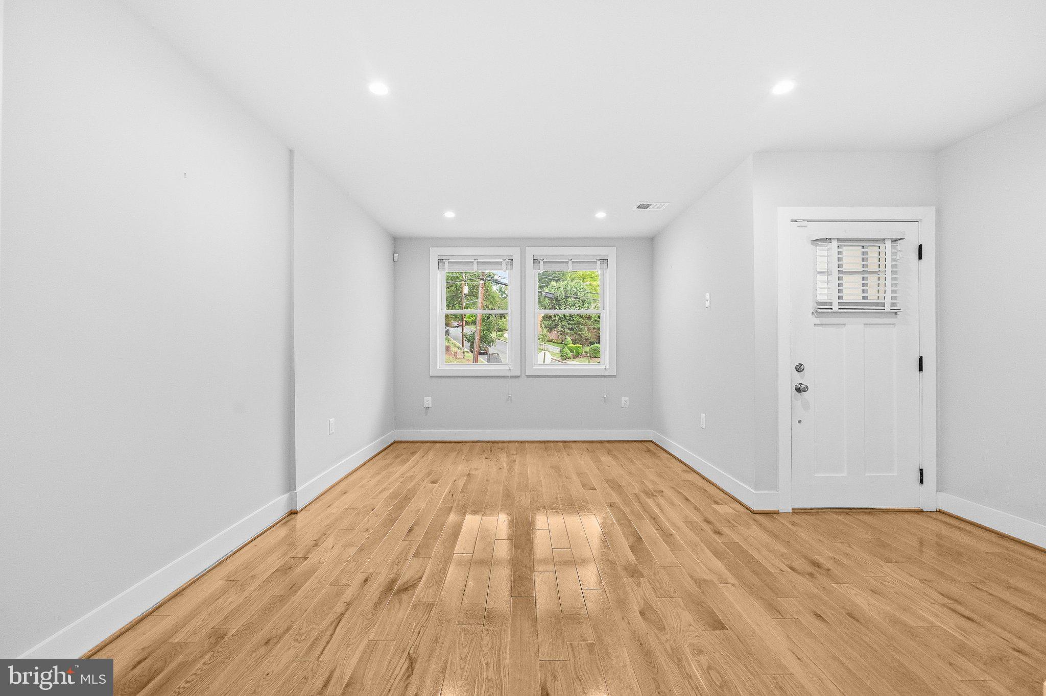 1109 Anacostia Road Southeast Washington, DC 20019 - Photo 5 of 39 Gallery Image 5