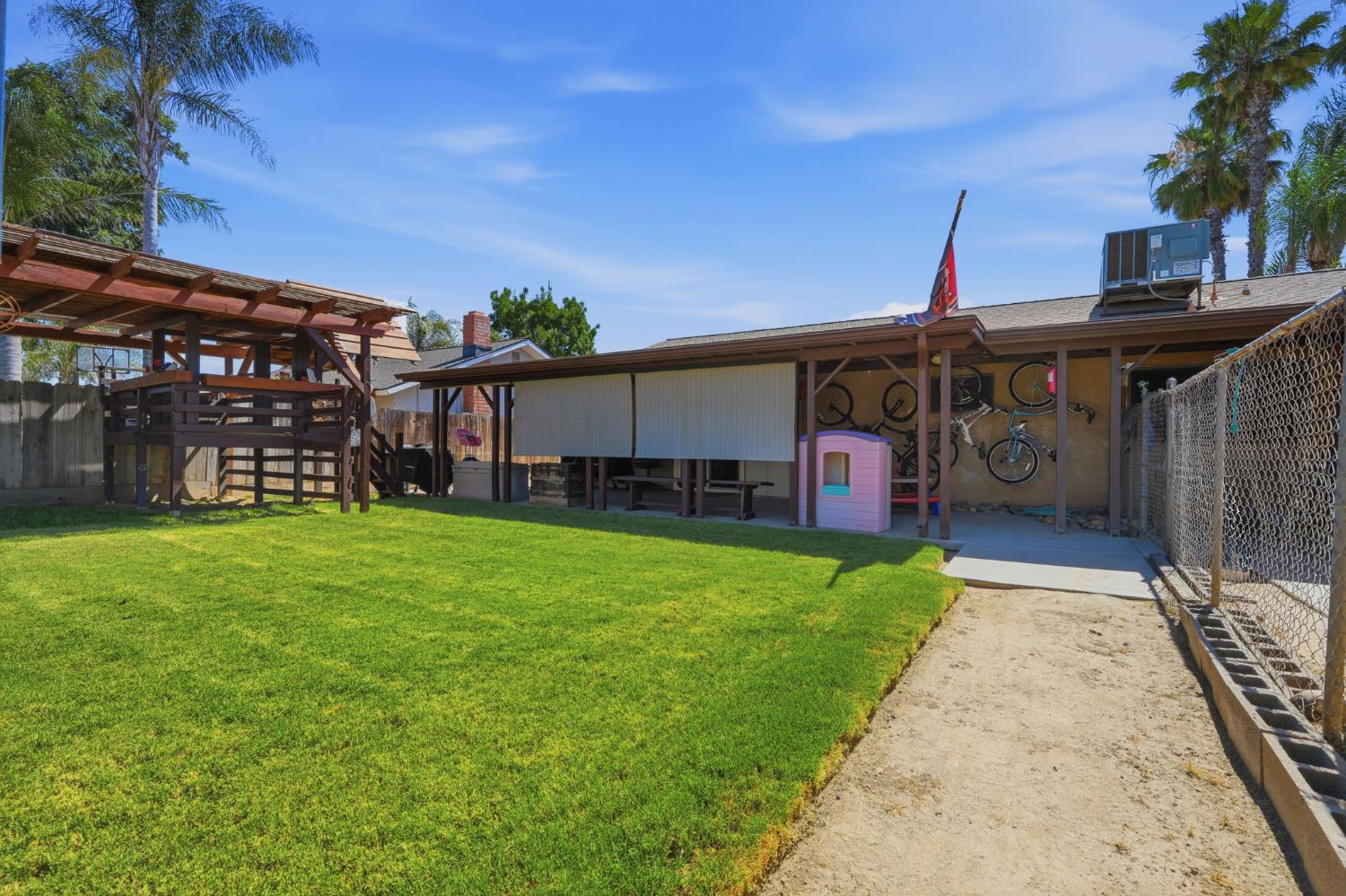 2124 Neill Way Hanford, CA 93230 - Photo 39 of 41