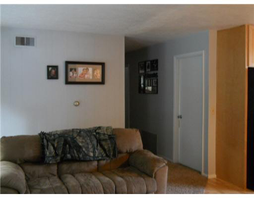 5938 Gumwood Road Bremen, IN 46506 - Photo 6 of 11 Gallery Image 6