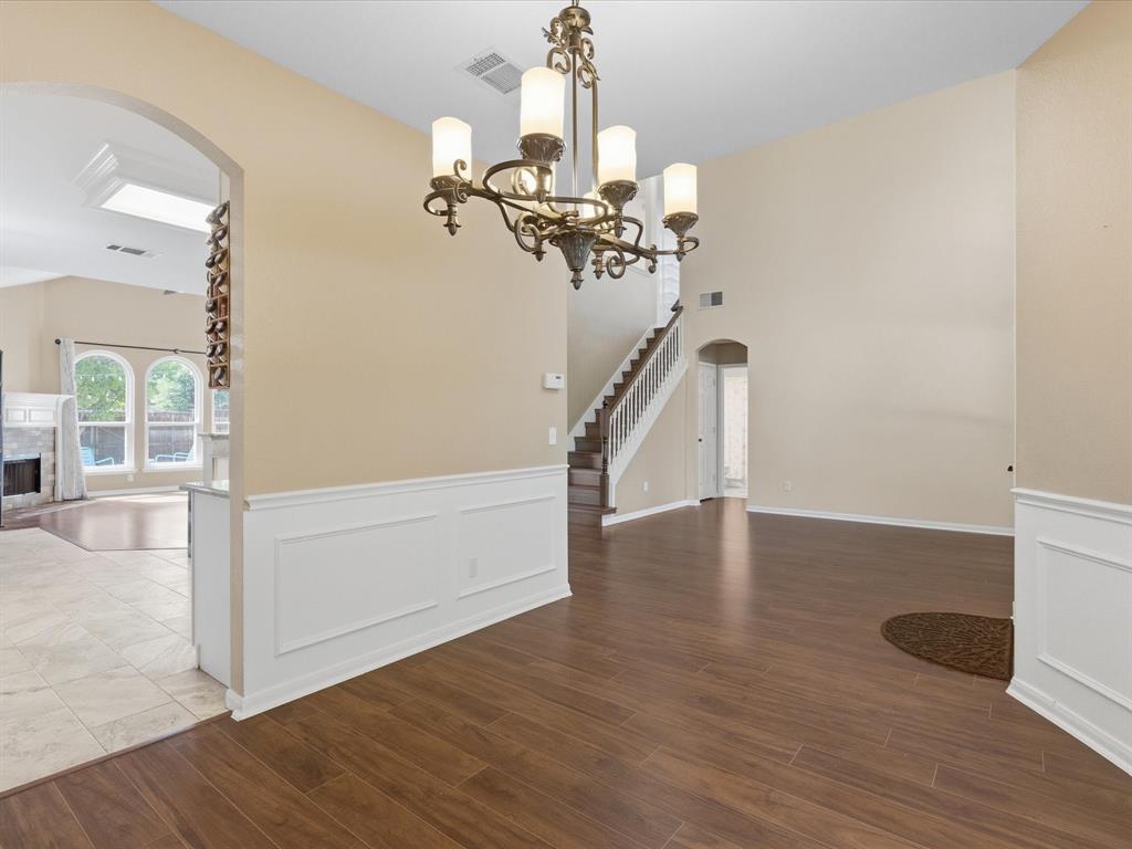 2878 Ridgedale Drive Lewisville, TX 75067 - Photo 7 of 40
