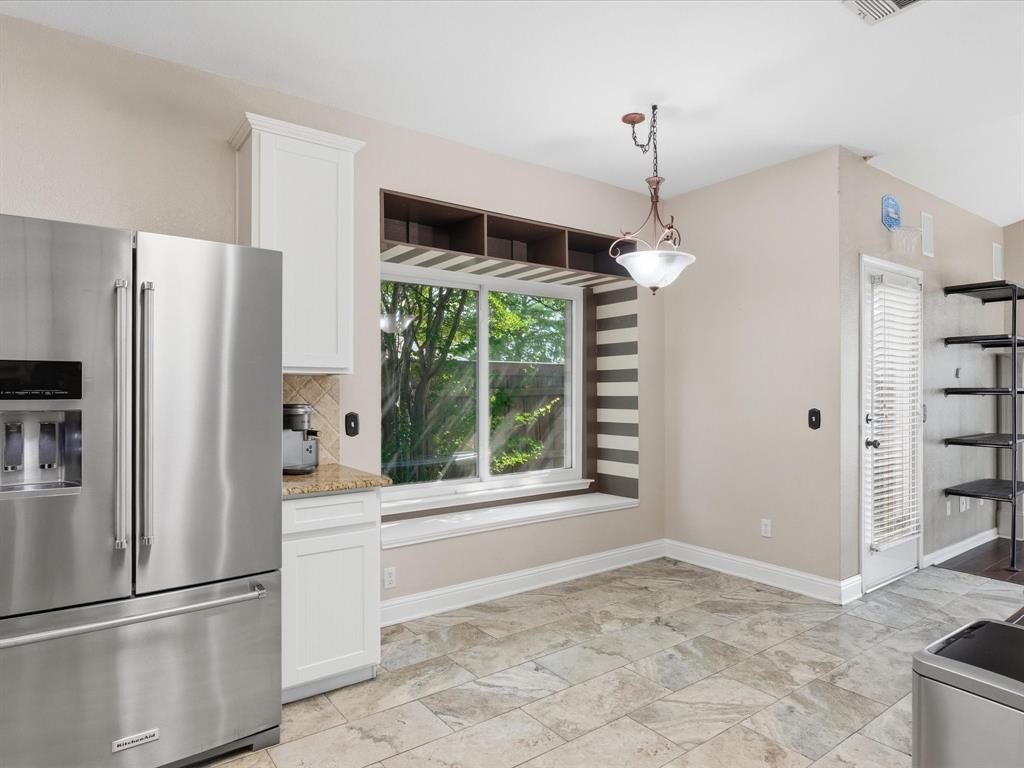2878 Ridgedale Drive Lewisville, TX 75067 - Photo 10 of 40
