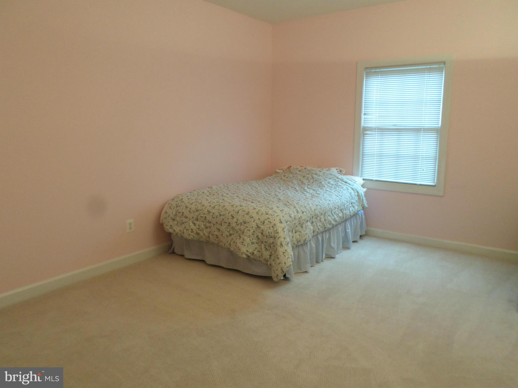 8588 Beatrice Court Springfield, VA 22152 - Photo 19 of 30 Bedroom