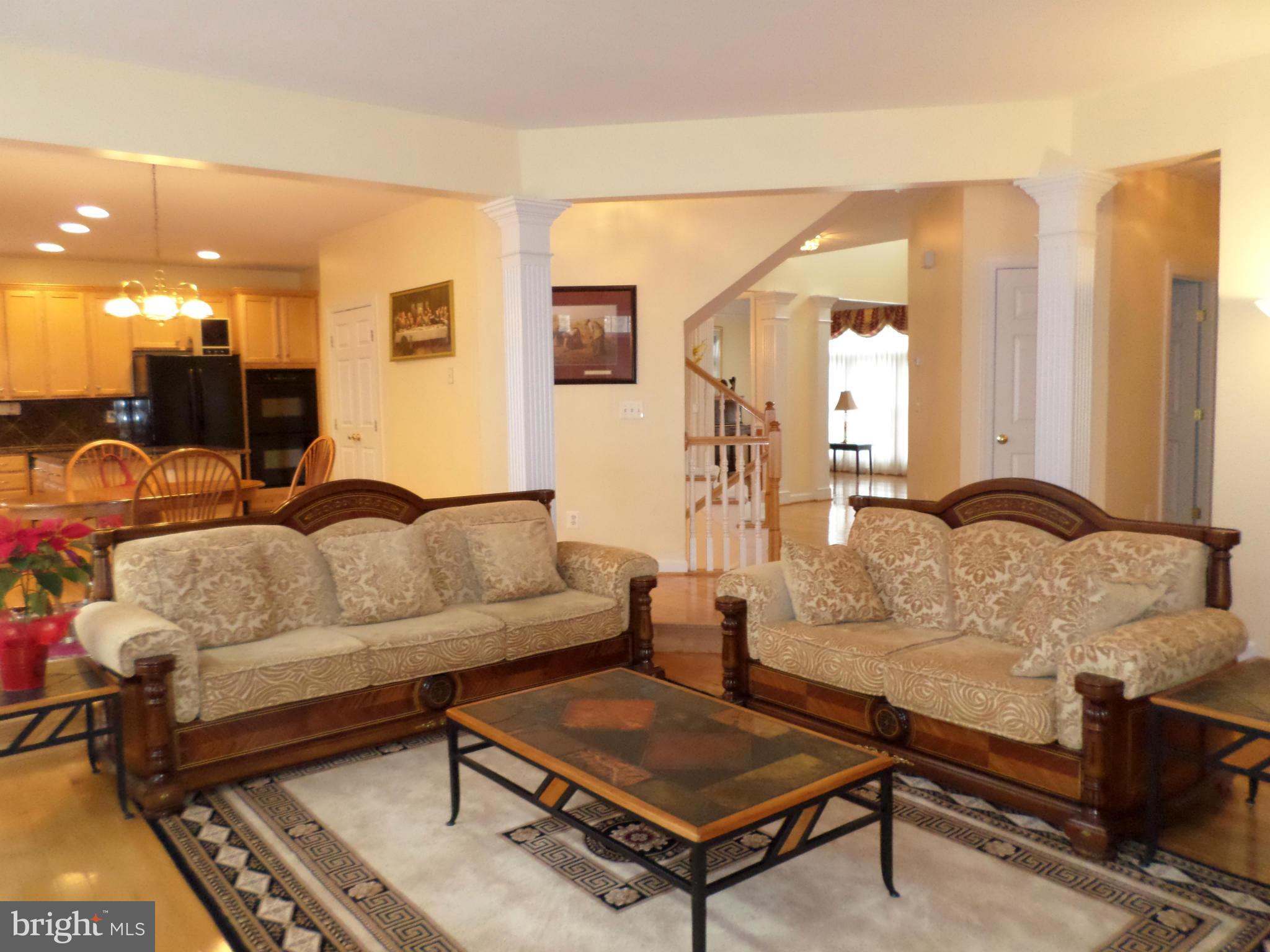8588 Beatrice Court Springfield, VA 22152 - Photo 22 of 30 Family Room