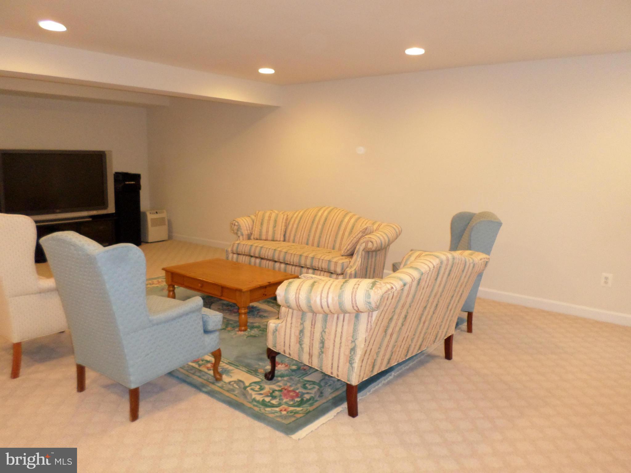 8588 Beatrice Court Springfield, VA 22152 - Photo 26 of 30 Basement