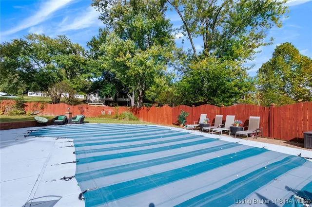 $399,000 | 111 Trimingham Road, New Albany, IN 47150