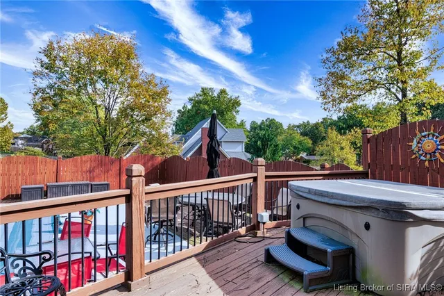 $399,000 | 111 Trimingham Road, New Albany, IN 47150