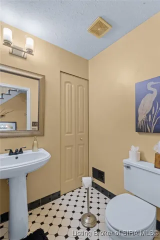 $399,000 | 111 Trimingham Road, New Albany, IN 47150