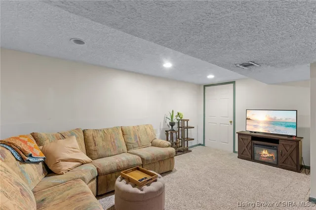 $399,000 | 111 Trimingham Road, New Albany, IN 47150