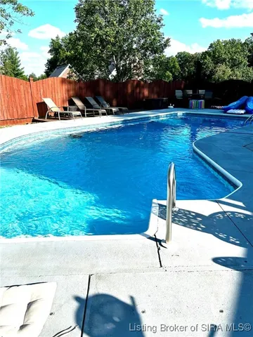 $399,000 | 111 Trimingham Road, New Albany, IN 47150