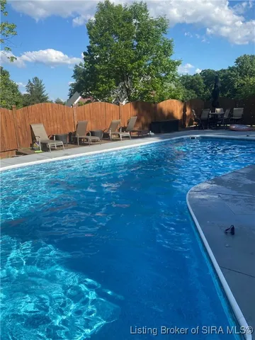 $399,000 | 111 Trimingham Road, New Albany, IN 47150