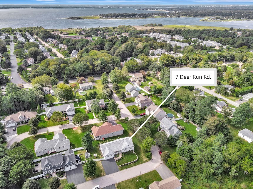 7 Deer Run Road Bristol, RI 02809 - Photo 12 of 42 Gallery Image 12