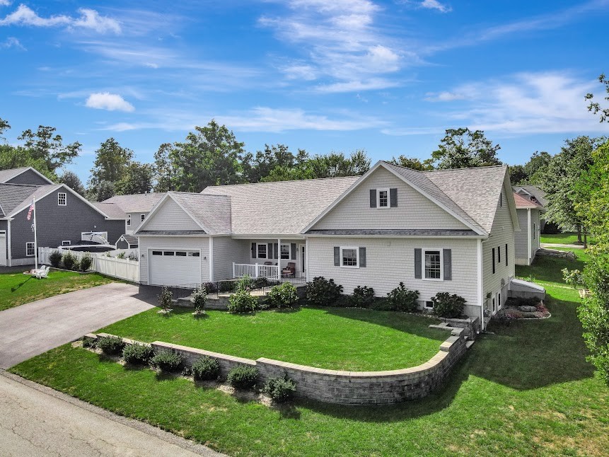 7 Deer Run Road Bristol, RI 02809 - Photo 2 of 42 Gallery Image 2