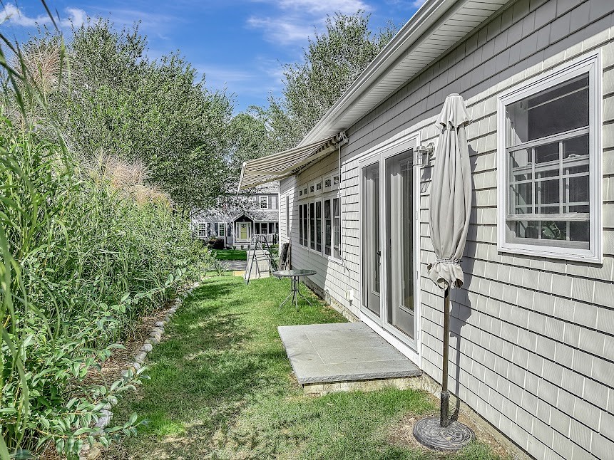 7 Deer Run Road Bristol, RI 02809 - Photo 36 of 42 Gallery Image 36