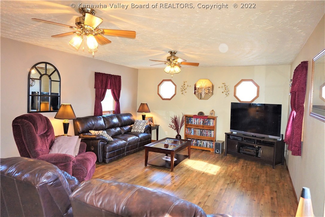 84 Elm Street Winfield, WV 25213 - Photo 14 of 29 Gallery Image 14