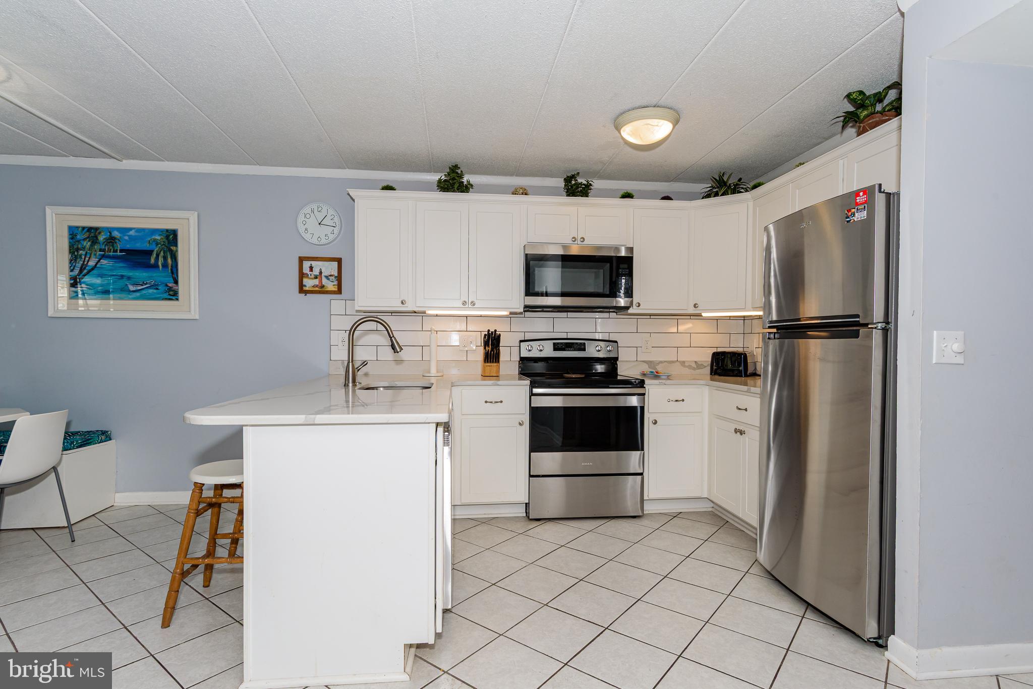 17 70th Street, Unit 18 Ocean City, MD 21842 - Photo 4 of 32