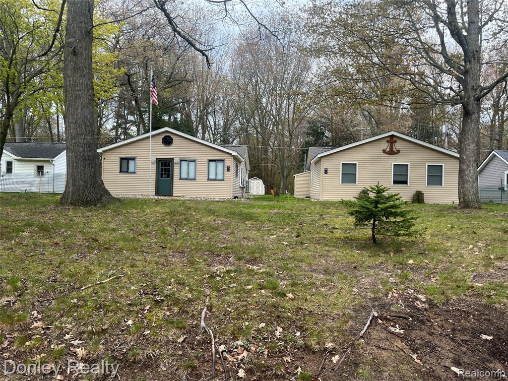 977 Port Austin Road Port Austin, MI 48467 - Photo 1 of 29