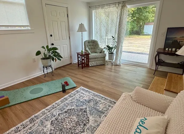 $2,300 | 2118 Crystal Drive, Nashville, TN 37210