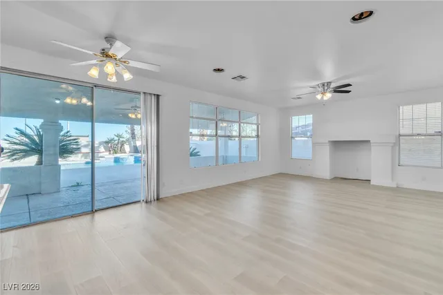 $3,295 | 3986 Windansea Street, Las Vegas, NV 89147