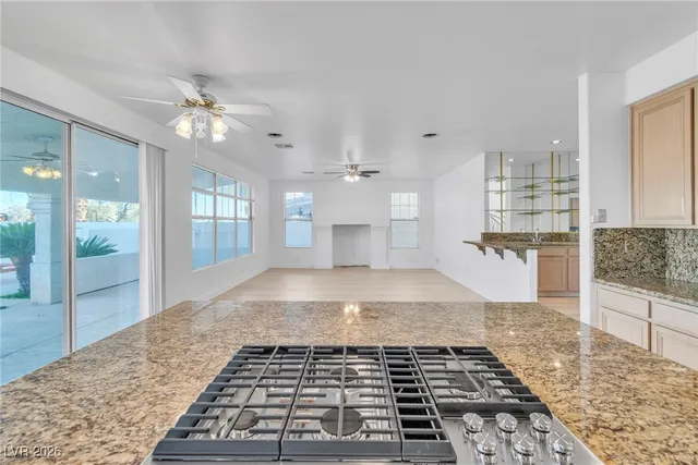 $3,295 | 3986 Windansea Street, Las Vegas, NV 89147