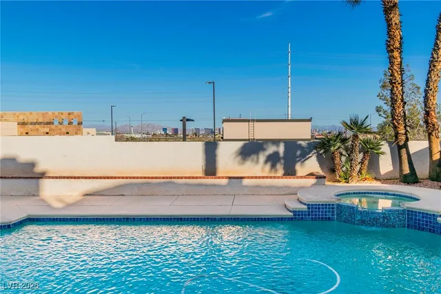 $3,295 | 3986 Windansea Street, Las Vegas, NV 89147