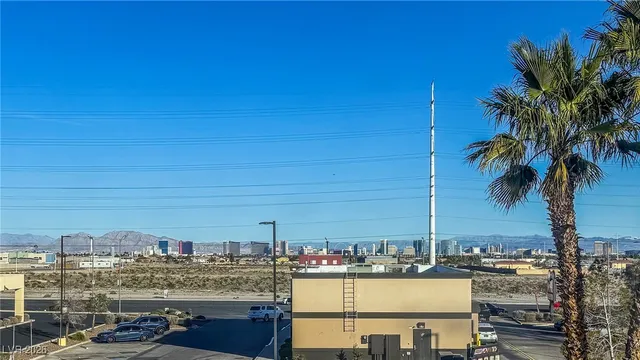 $3,295 | 3986 Windansea Street, Las Vegas, NV 89147
