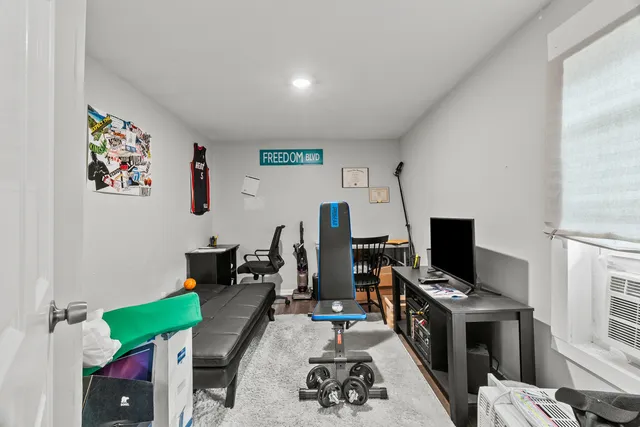 $240,000 | 305 Irving Street, Joliet, IL 60432