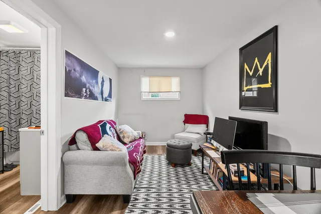 $240,000 | 305 Irving Street, Joliet, IL 60432