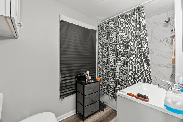 $240,000 | 305 Irving Street, Joliet, IL 60432