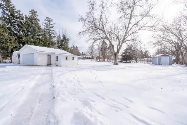 $329,900 | 14703 Washington Avenue, Union Grove, WI 53182