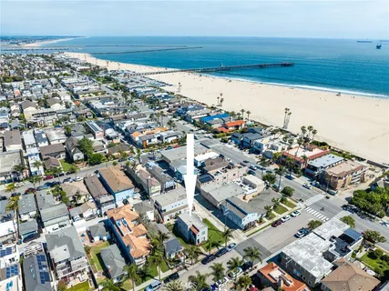$3,899,000 | 112-114 4th Street, Seal Beach, CA 90740