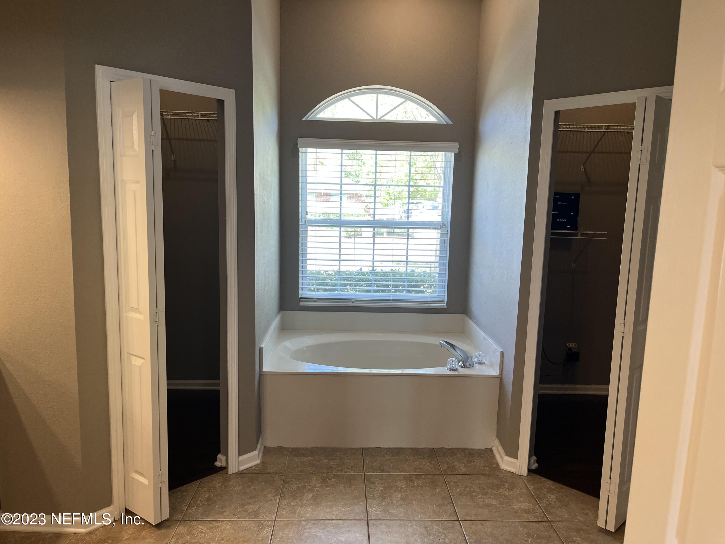 11072 Lothmore Road Jacksonville, FL 32221 - Photo 17 of 19 30823AEF-545E-439E-873D-9DCAF59B34A1