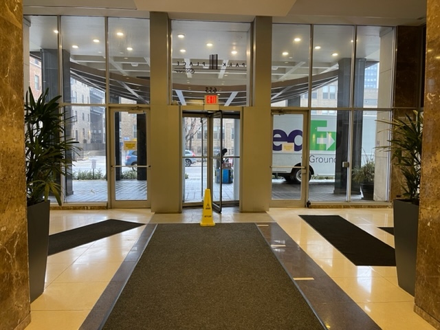 655 West Irving Park Road, Unit 2611 Chicago, IL 60613 - Photo 4 of 32