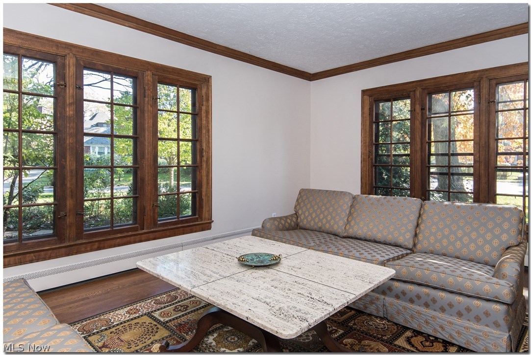 3366 Dorchester Road Cleveland, OH 44120 - Photo 4 of 30