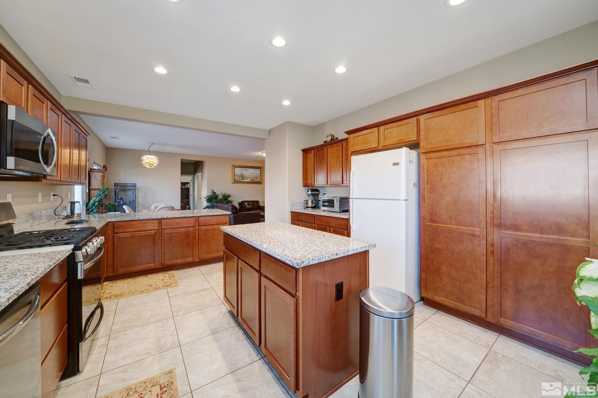 18633 Haskell Peak Court Reno, NV 89508 - Photo 12 of 28 Photo 12