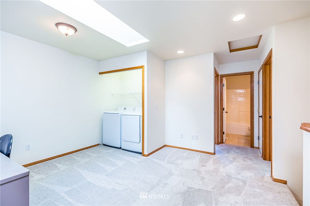 18864 108th Lane Southeast Renton, WA 98055 - Photo 16 of 35 Gallery Image 16