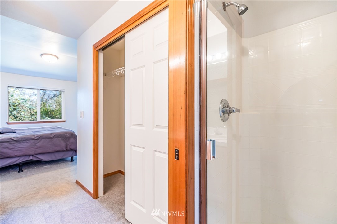 18864 108th Lane Southeast Renton, WA 98055 - Photo 20 of 35 Gallery Image 20
