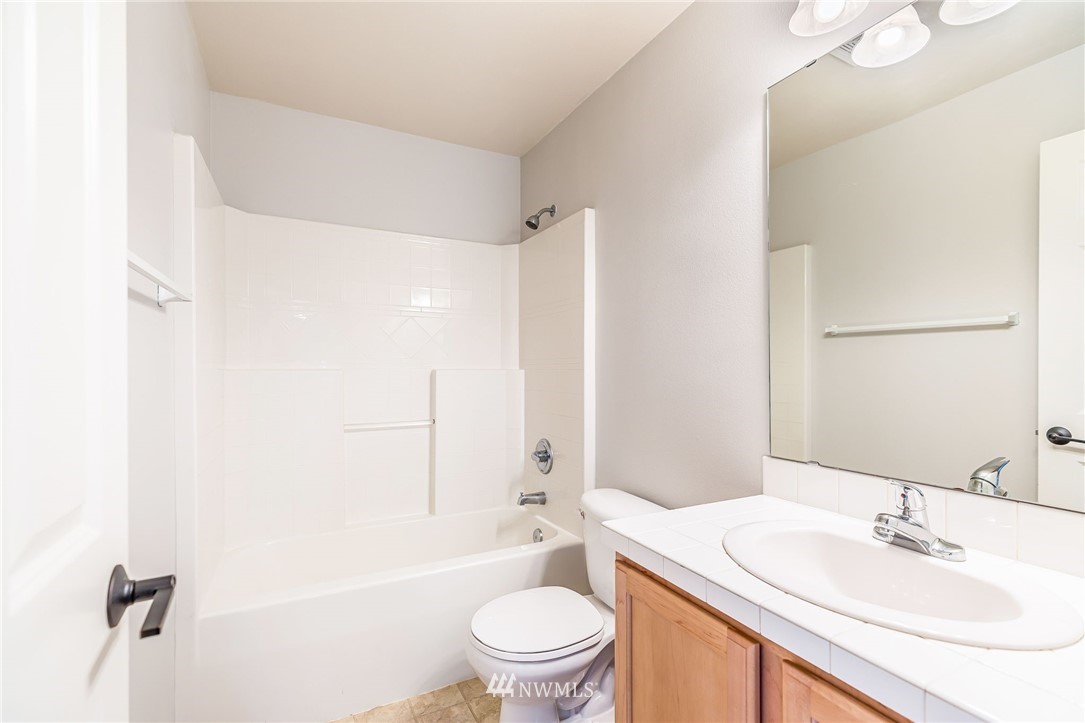 18864 108th Lane Southeast Renton, WA 98055 - Photo 22 of 35 Gallery Image 22