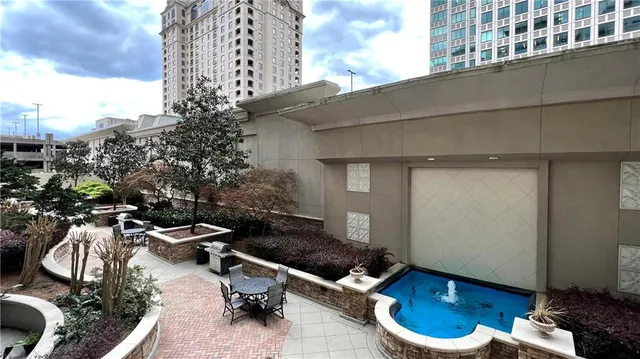 $279,000 | 3040 Peachtree Road Northwest, Unit 301, Atlanta, GA 30305