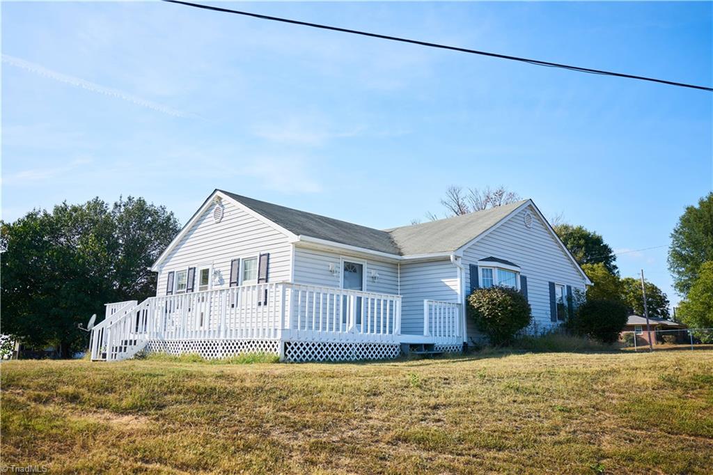5809 Gumtree Road Winston-Salem, NC 27107 - Photo 1 of 20 Gallery Image 1