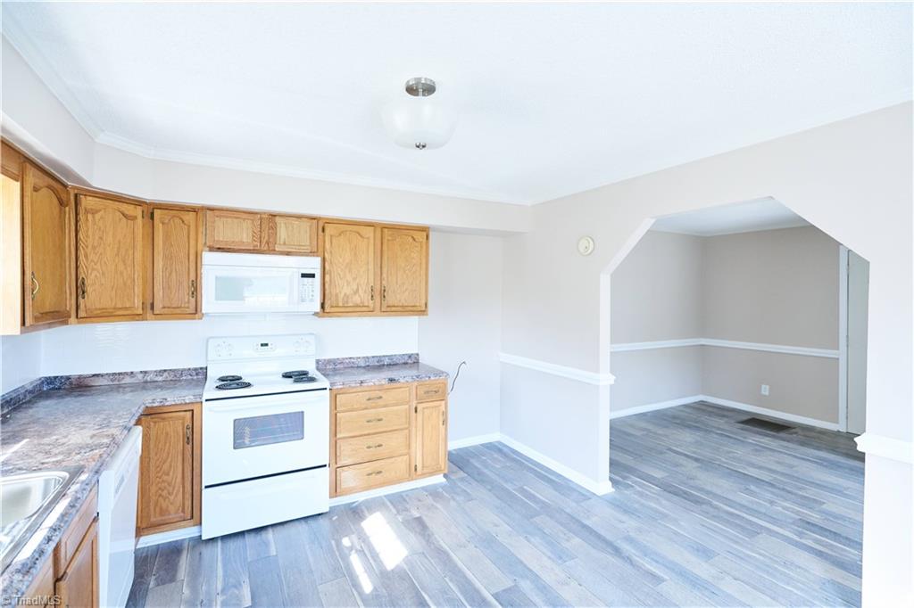 5809 Gumtree Road Winston-Salem, NC 27107 - Photo 5 of 20 Gallery Image 5