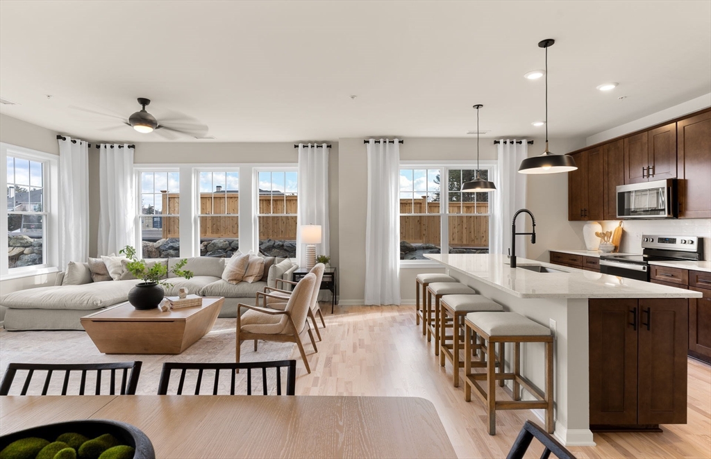 6 Stratton Drive, Unit 407 Woburn, MA 01801 - Photo 1 of 26