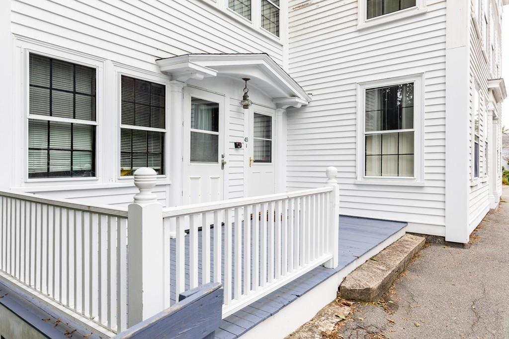 45-49 Pleasant Street Marblehead, MA 01945 - Photo 4 of 29
