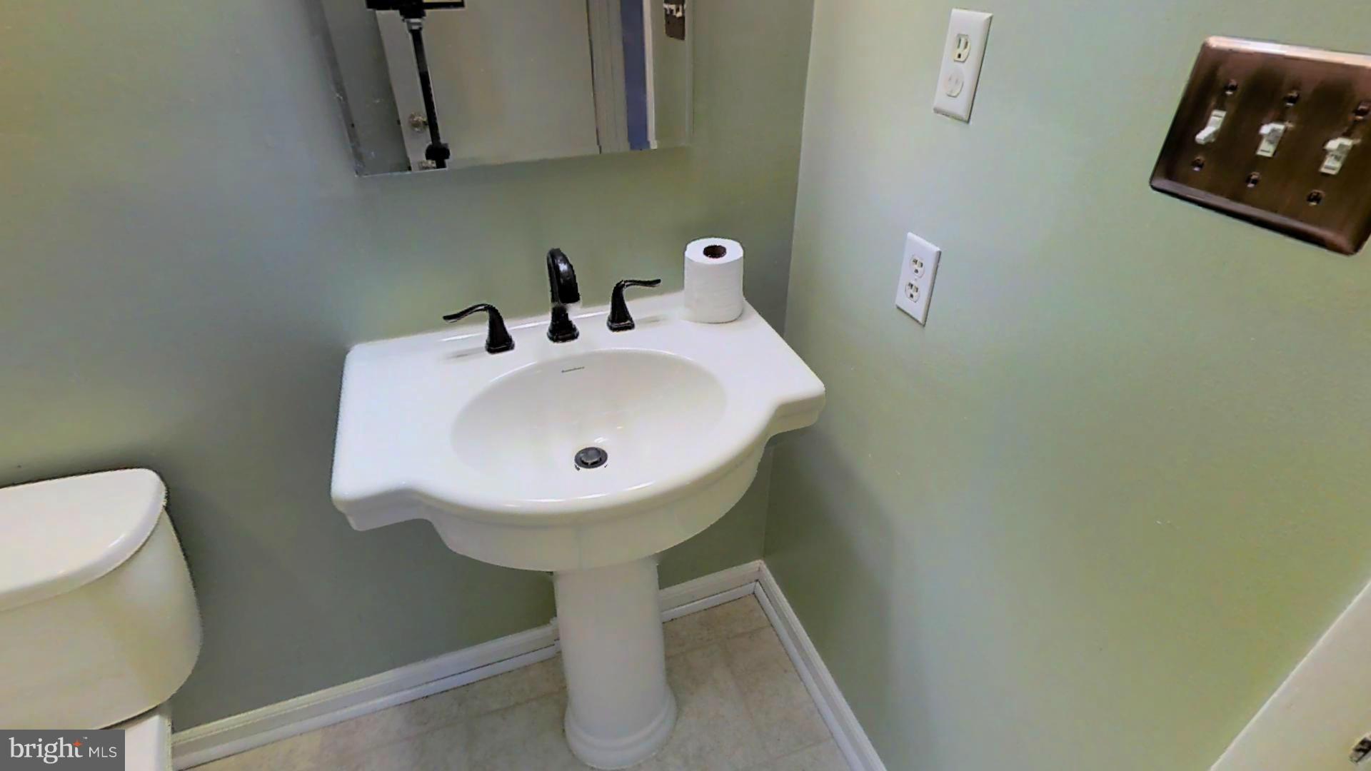 5950 Meadow Road Frederick, MD 21701 - Photo 11 of 23 Bath