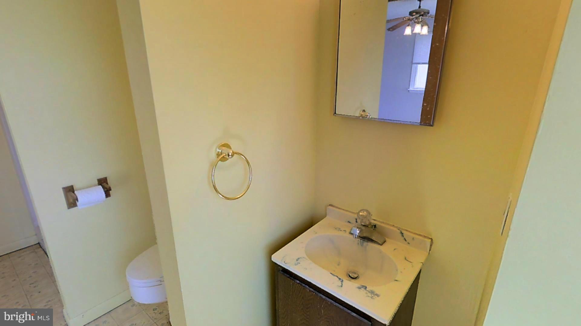 5950 Meadow Road Frederick, MD 21701 - Photo 9 of 23 Bath (Master)