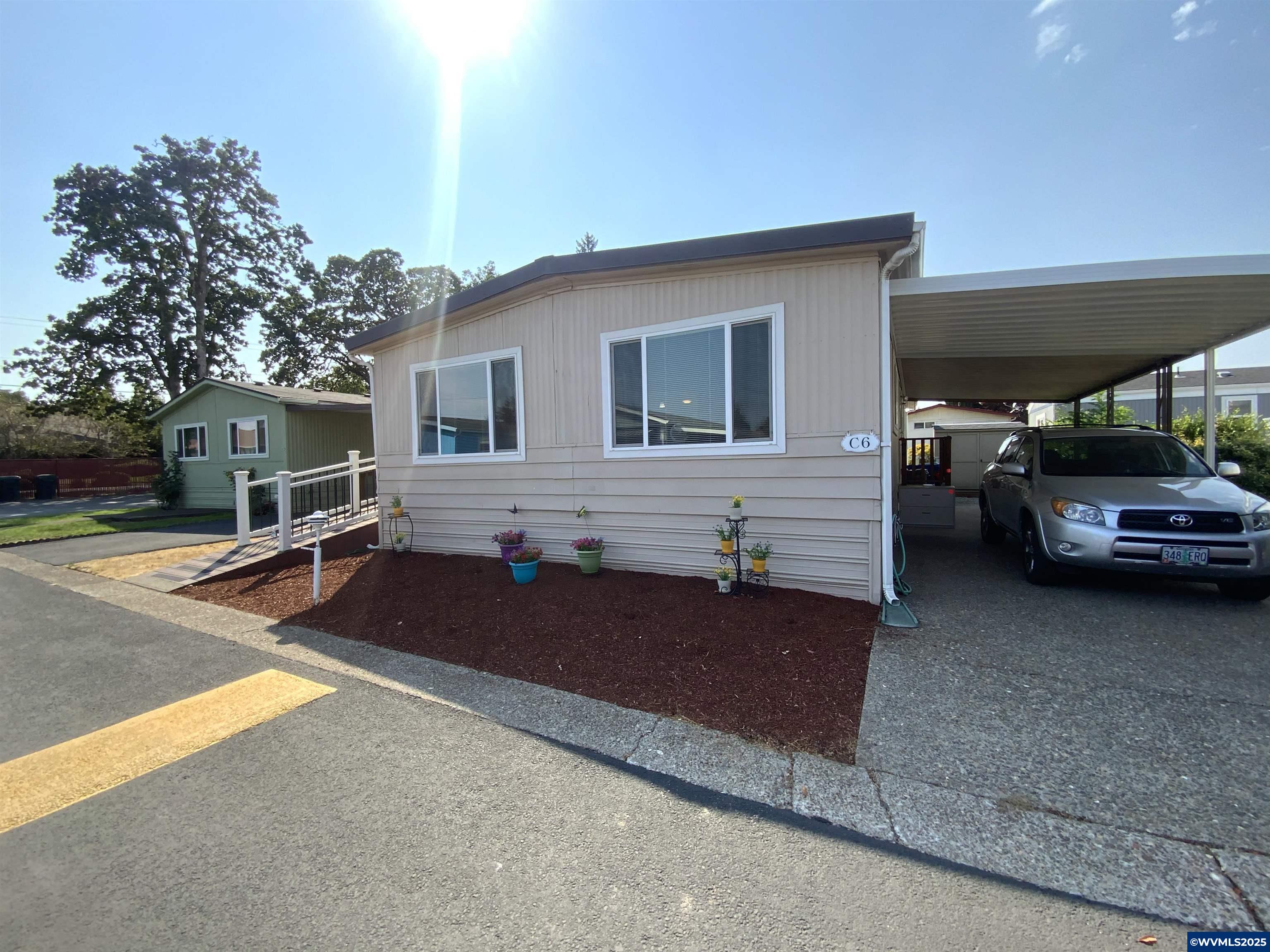 4940 Sunnyside Road Southeast, Unit C6 Salem, OR 97302 - Photo 3 of 27