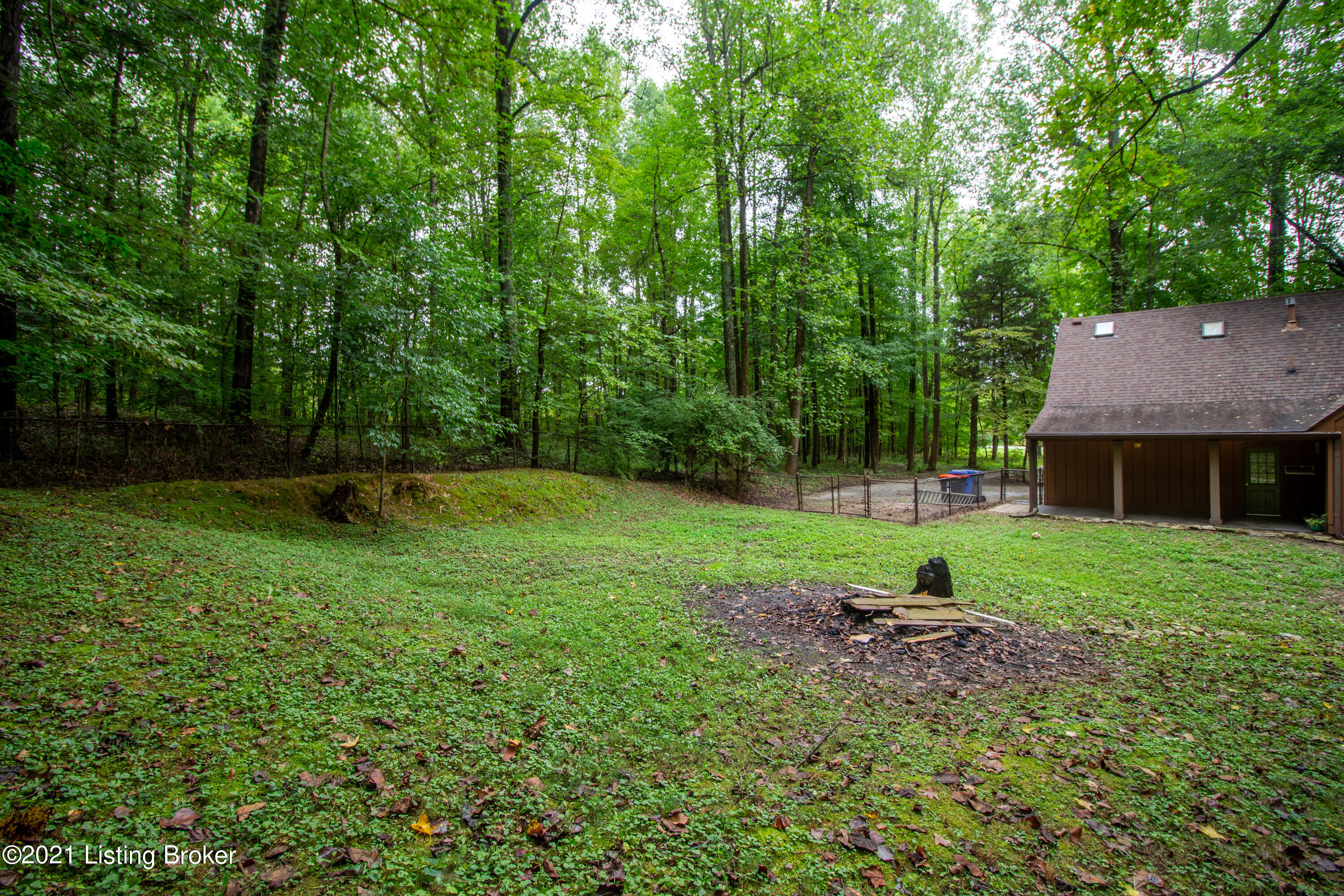 10310 Watsonville Road Louisville, KY 40272 - Photo 45 of 49 watsonville (40 of 47)