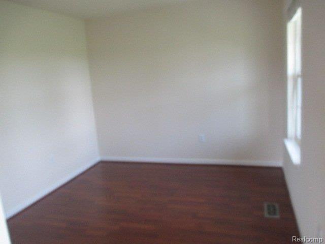 94 Wales Center Road Columbus, MI 48063 - Photo 12 of 15 2013-06-27 14.18.19.jpg