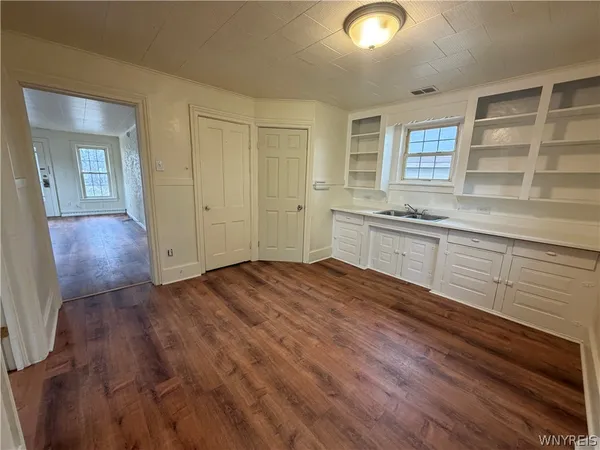 $1,100 | 22 Works Place, Lockport City, NY 14094